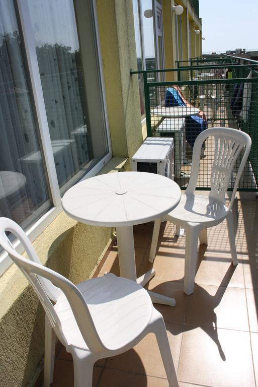 Sunny Varshava Hotel Golden Sands Ruang foto